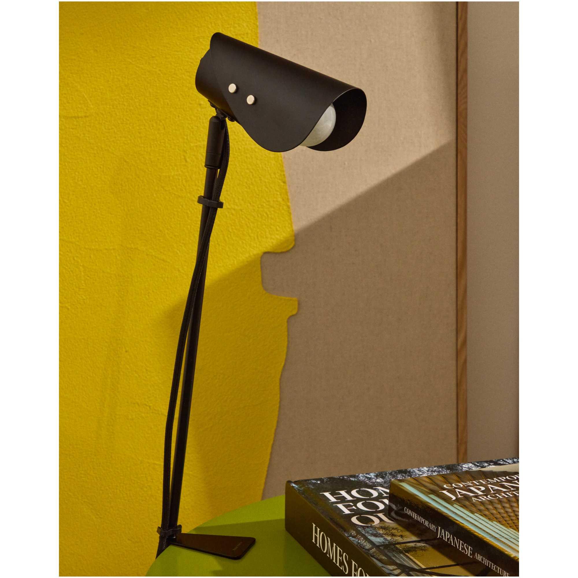 Schreibtischlampe mit Klemme Jula aus schwarzem Metall