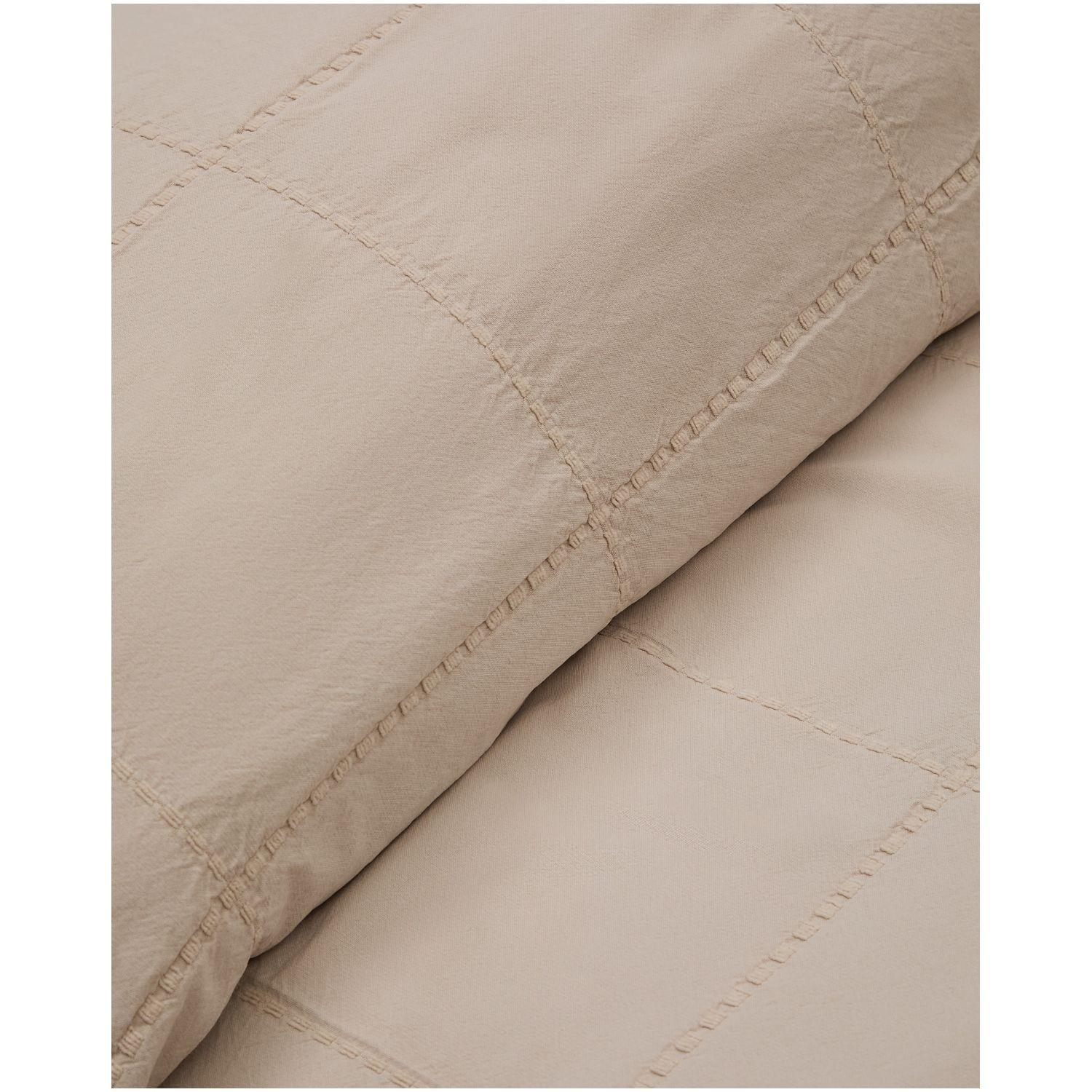 Tagesdecke Isor aus Chenille 100% Baumwolle ecru mit Karomuster für Bett von 90-135 cm
