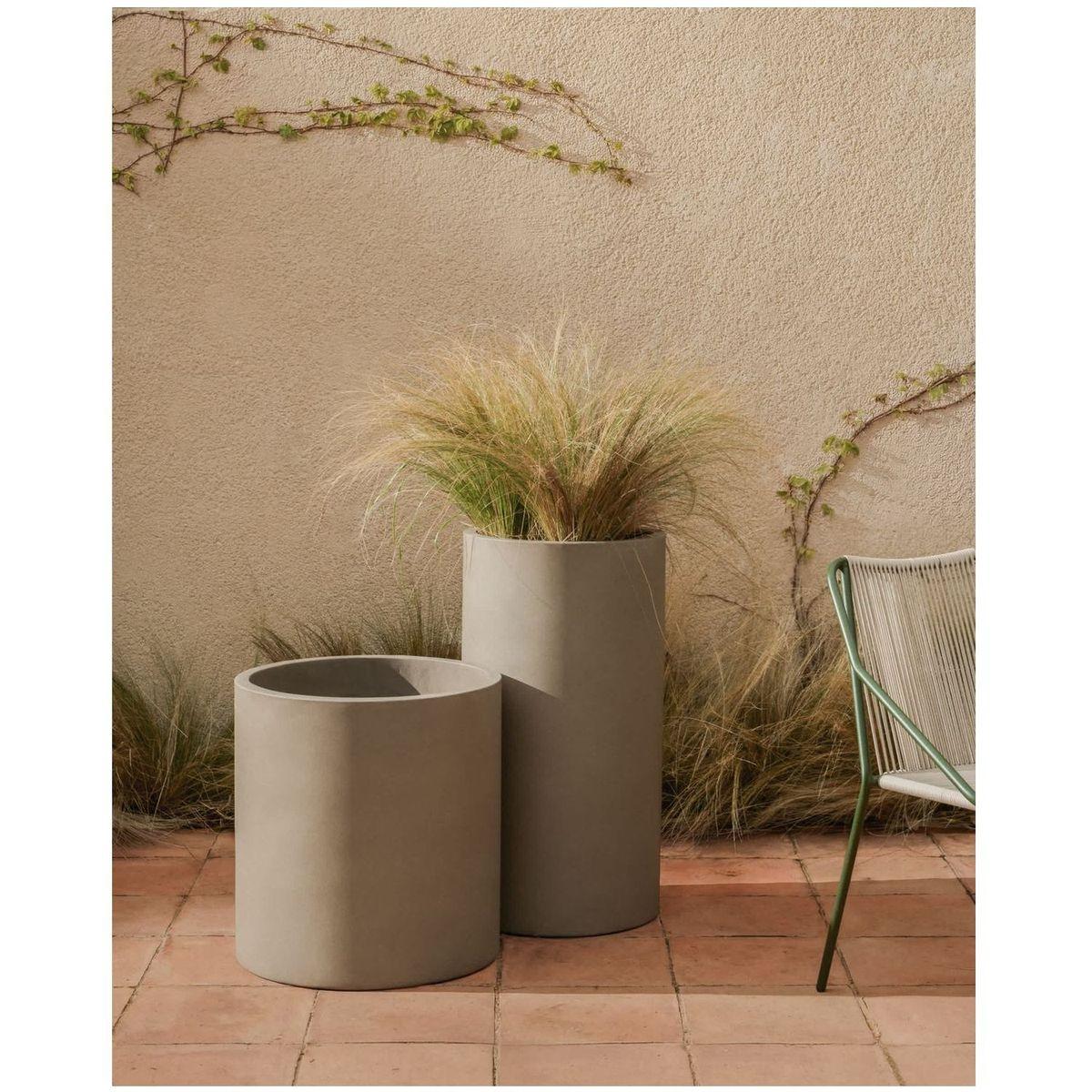 Blumentopf Aiguablava aus grauem Zement Ø 42 cm