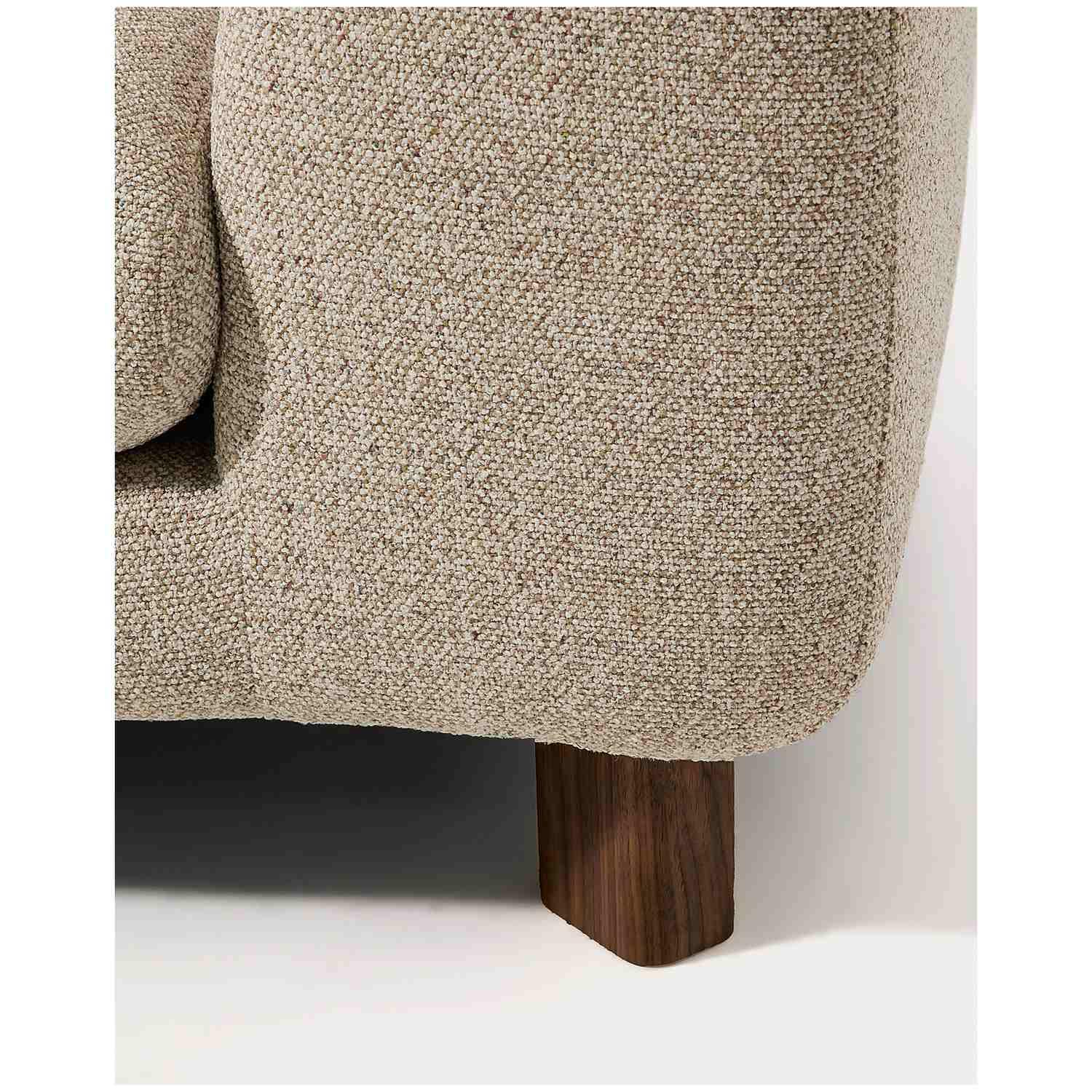 3-Sitzer Sofa Vera mit Chaiselongue links in Beige mit Beinen aus massivem Eschenholz mit Nussbaum-Finish 232x176 FSC Mix Credit