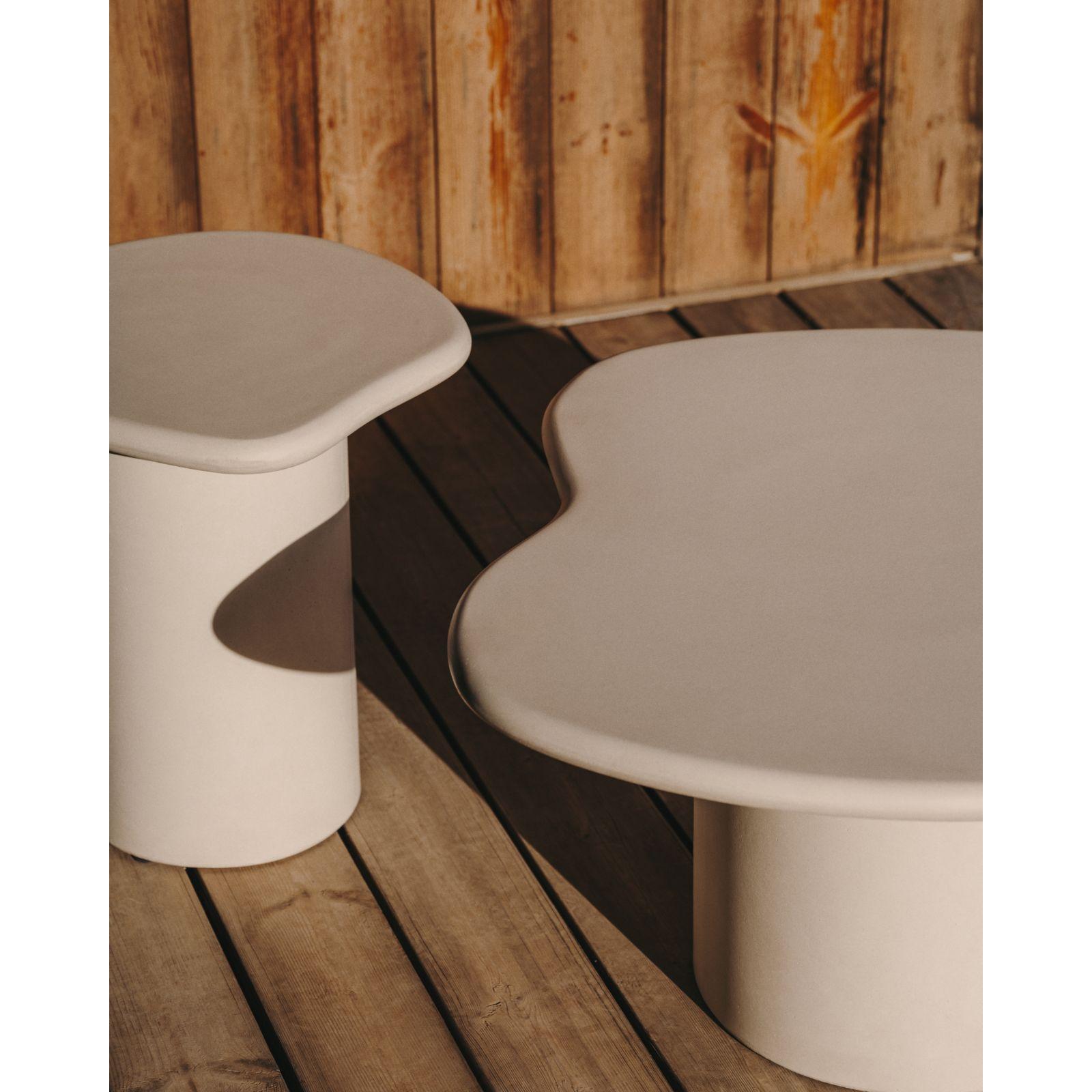 Couchtisch Macarella Zement weiss 83x77