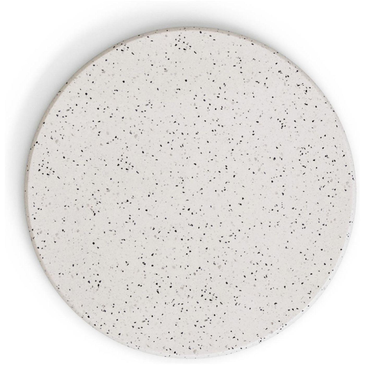 Saura Tisch aus weissem Terrazzo mit weisser Terrazzo-Platte 70x70
