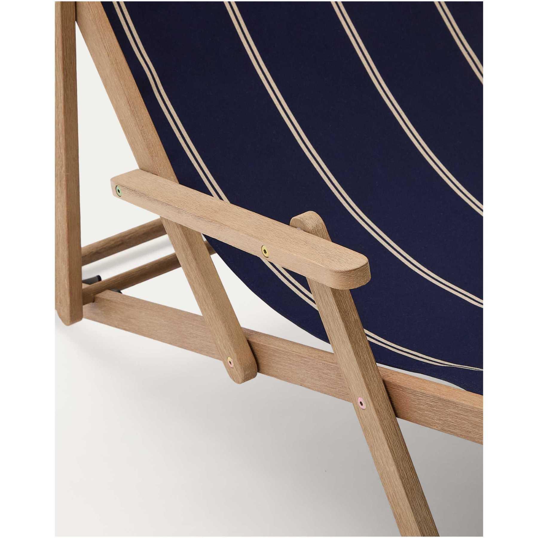 Blau-beige gestreifter klappbarer Outdoor-Liegestuhl Vilara aus massivem Akazienholz, FSC 100%