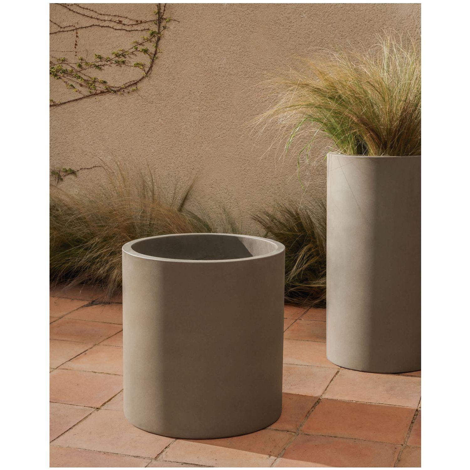 Blumentopf rund Aiguablava aus grauem Zement 52x52