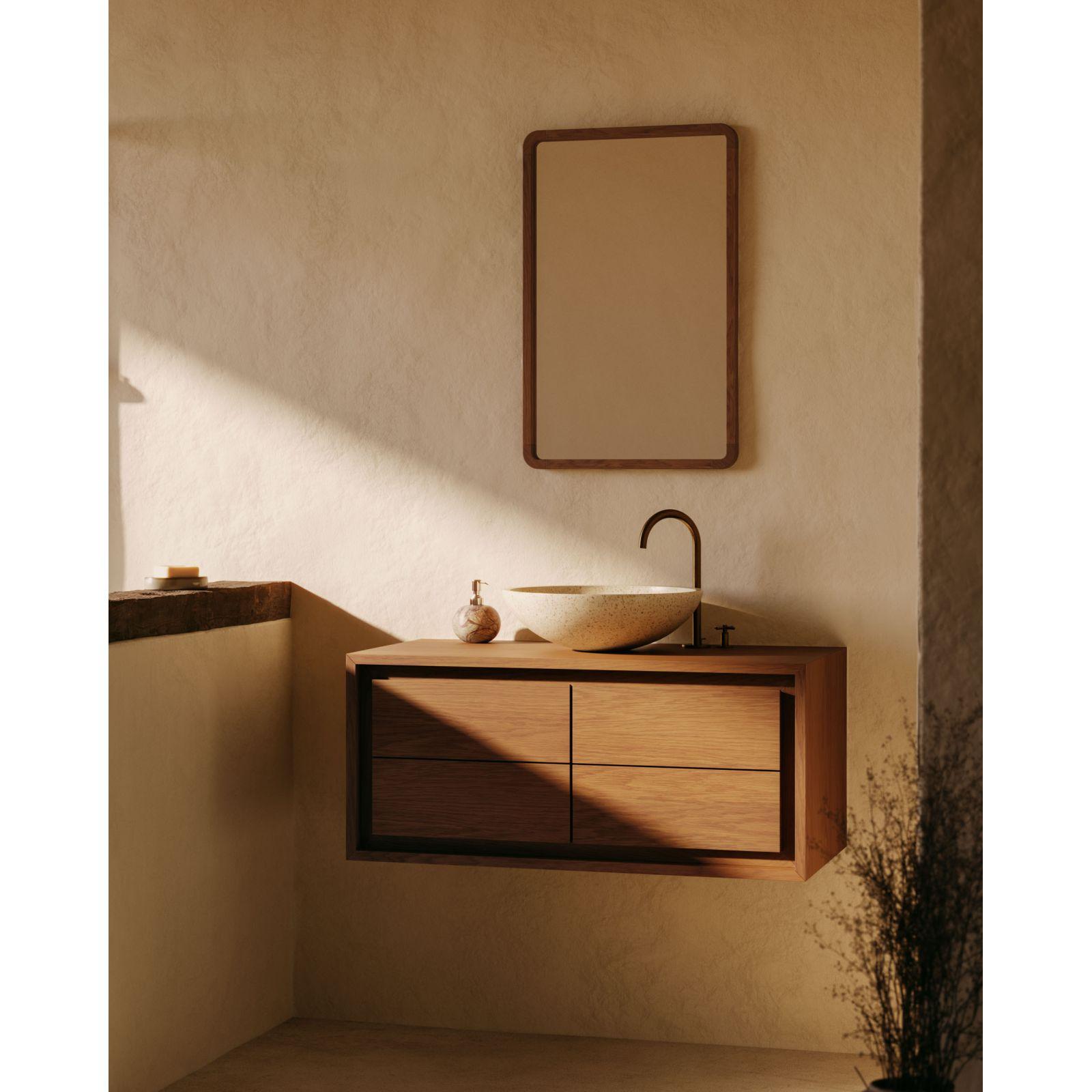 Shamel Spiegel aus massivem Teakholz mit Nussholzfinish 45 x 70 cm