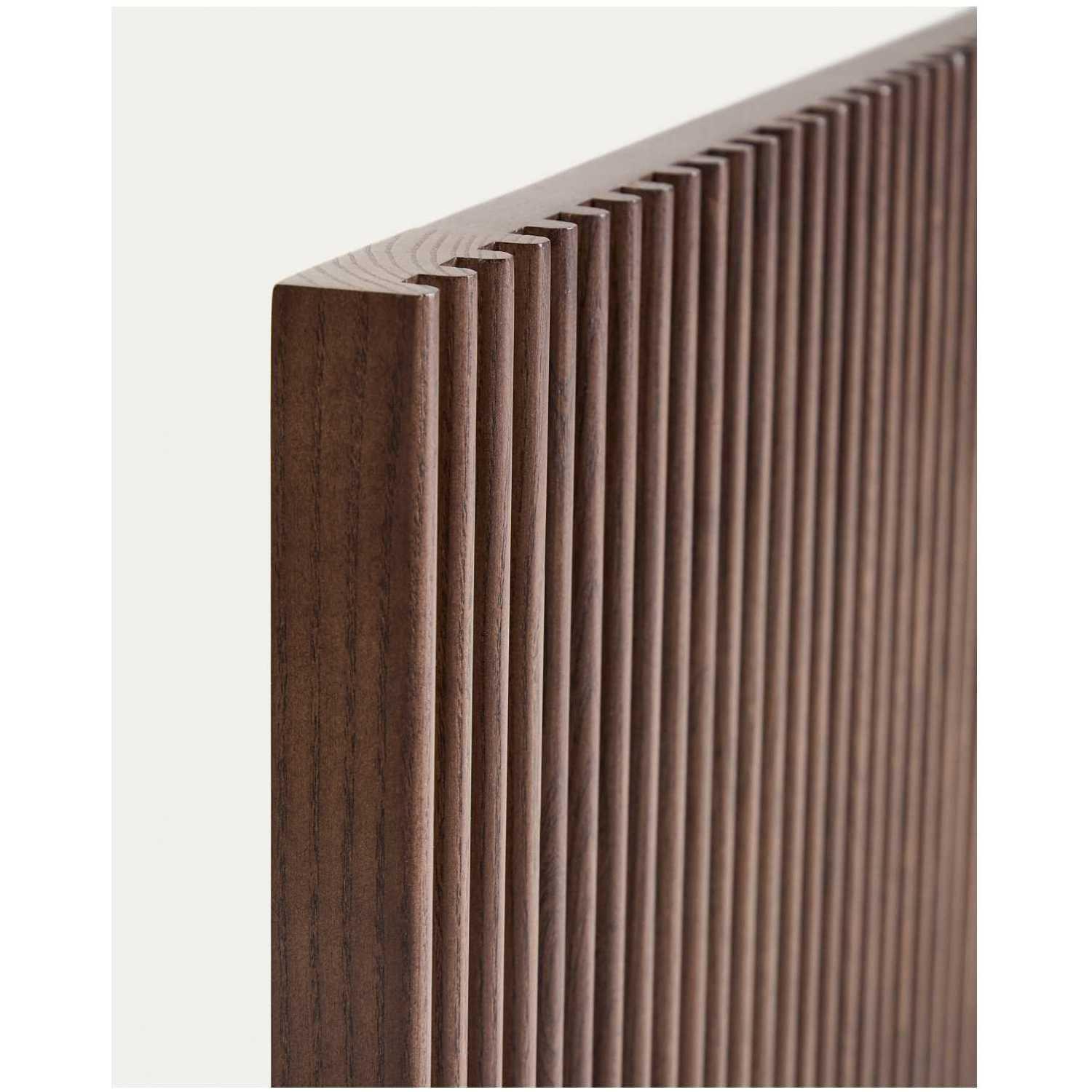 Bettkopfteil Beyla aus massivem Eschenholz mit nussbaumfarbenem Finish für 180cm Betten FSC 100%