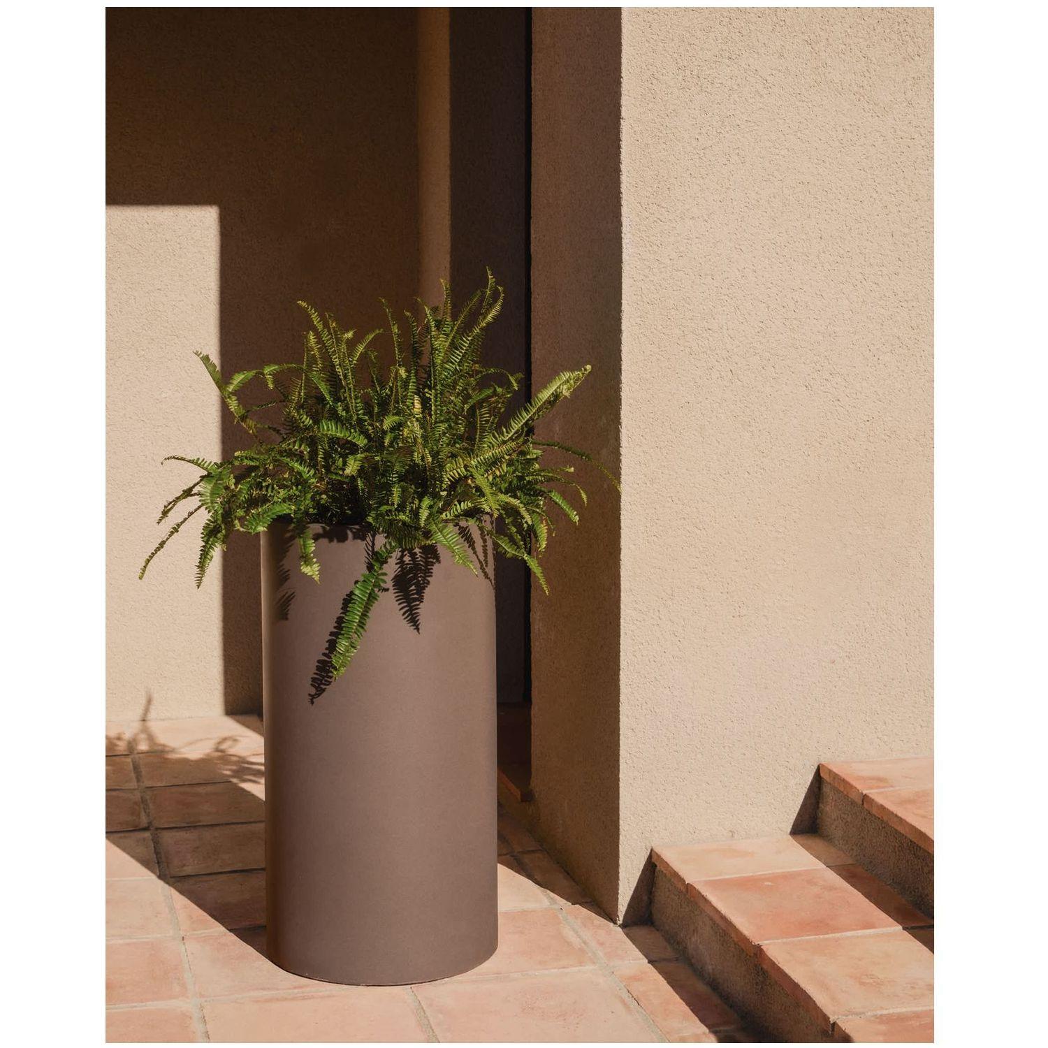 Blumentopf rund Aiguablava aus braunem Zement 42x42