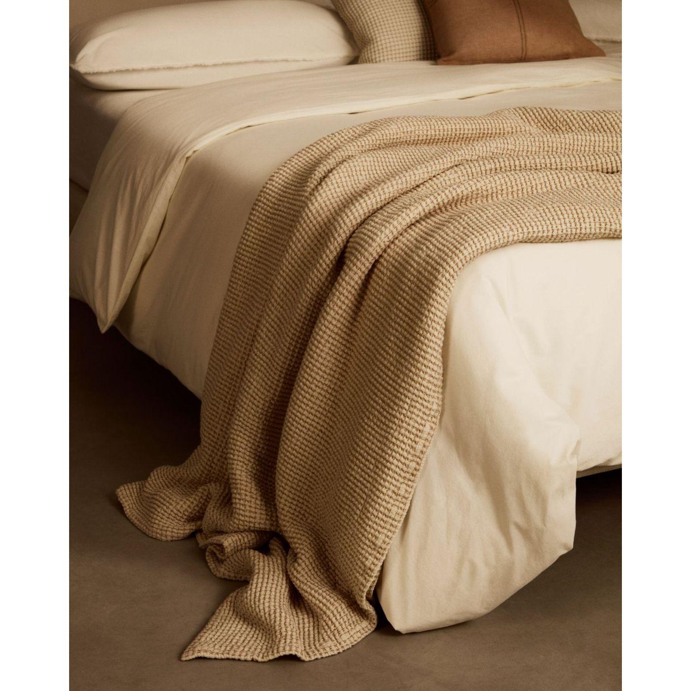 Senara Bettdecke 100% Baumwolle beige für 150/160 cm Bett