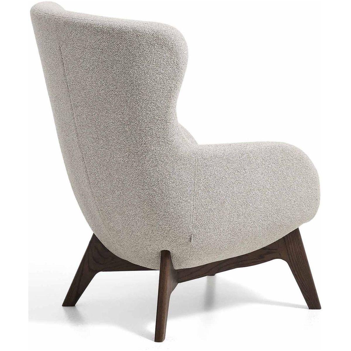 Ohrensessel Adiran dicker Chenille Beige Beinen Eichenholz massiv Nussbaum-Finish