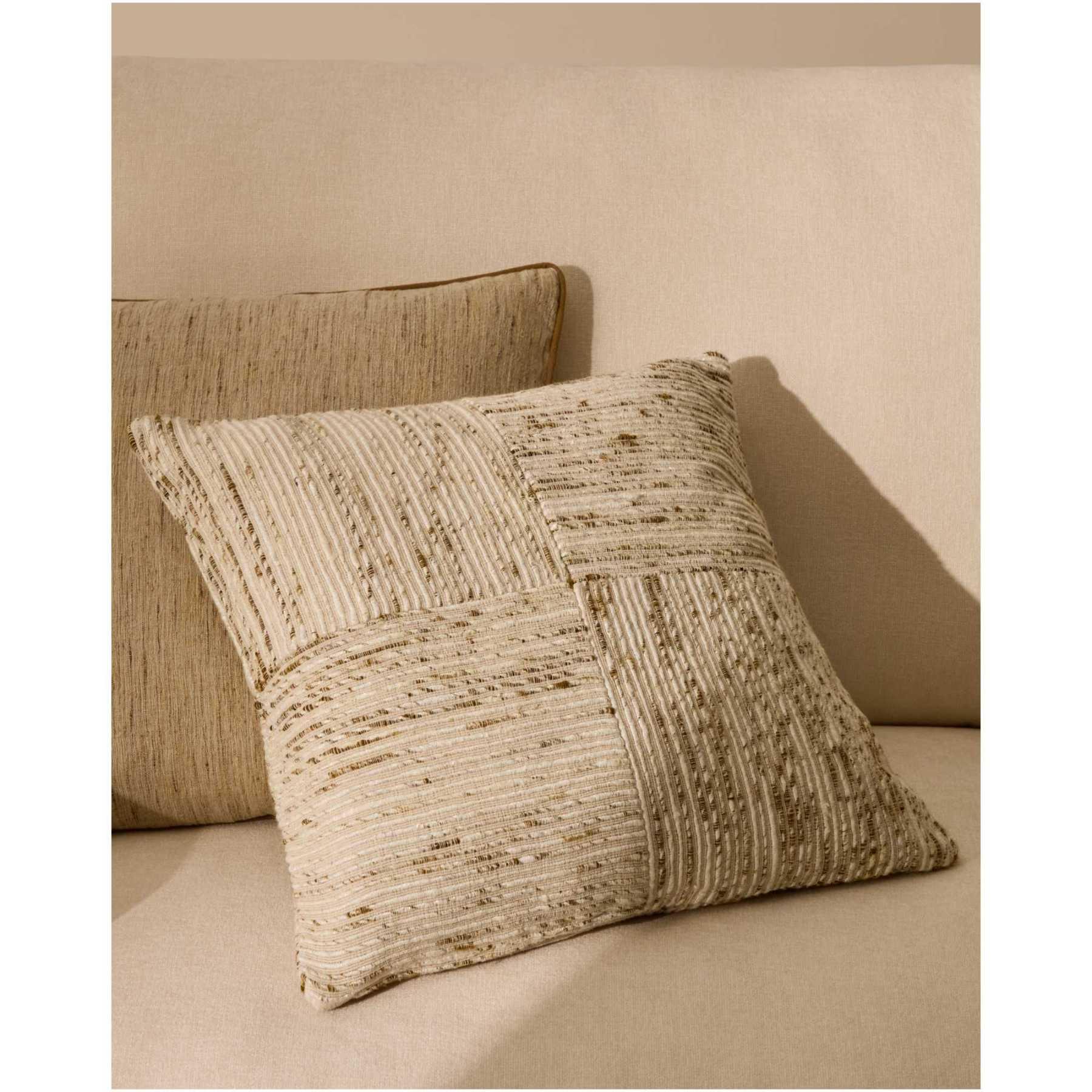 Kissenbezug Anuba aus beige-grün kariertem Jacquard, 45 x 45 cm