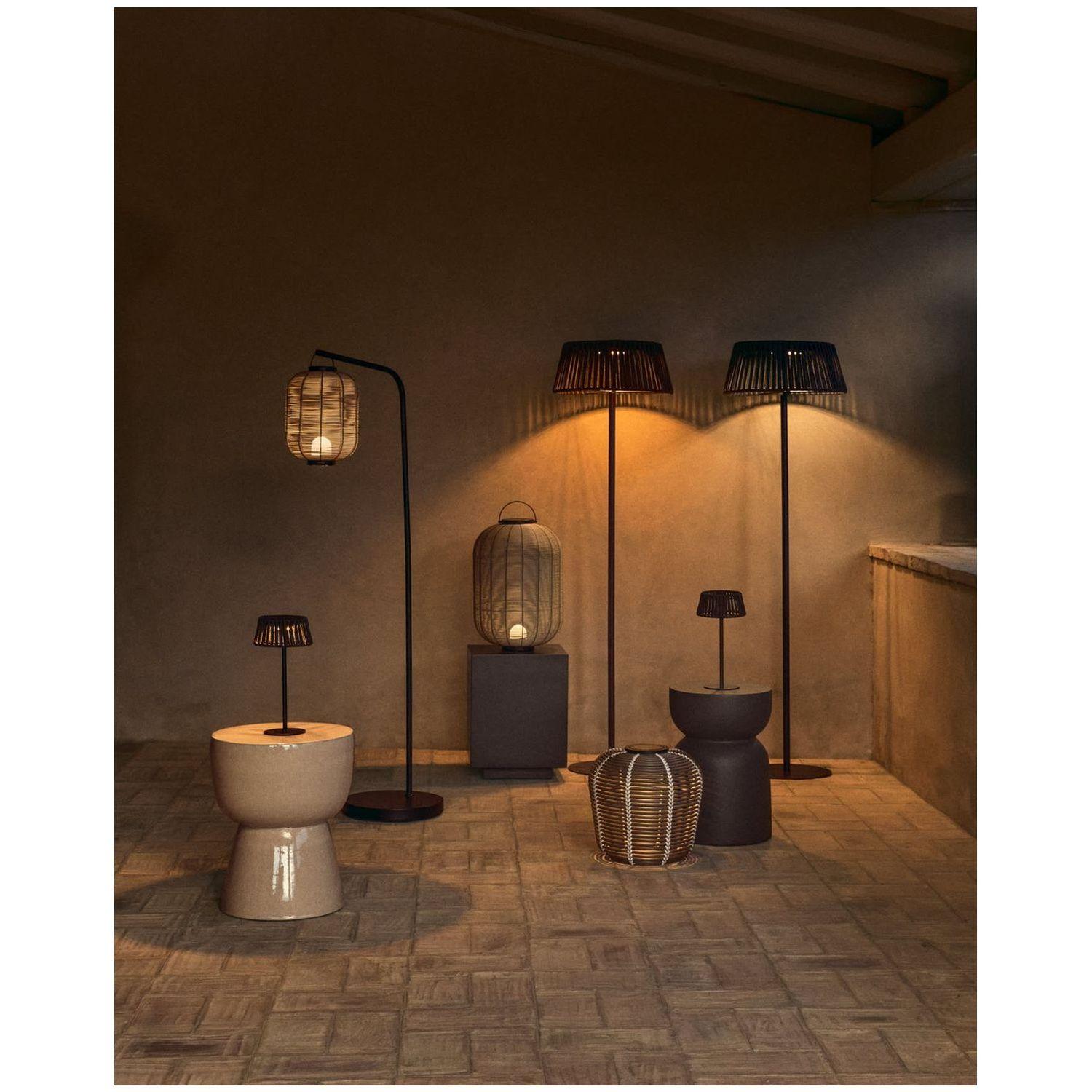Outdoor-Solar-Stehlampe Aldet aus flachem Seil mit grünem Metallfuss 46x46