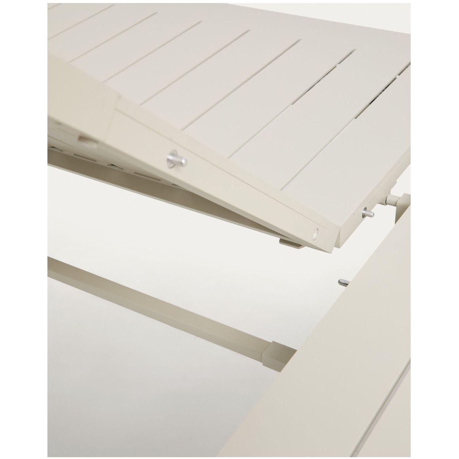Ausziehtisch-Set Livorno aus Aluminium beige mit Holzoptik-Beinen und 6 Stapelstühlen Linosa aus Aluminium Ecru mit beigem Kissen 205-287x100