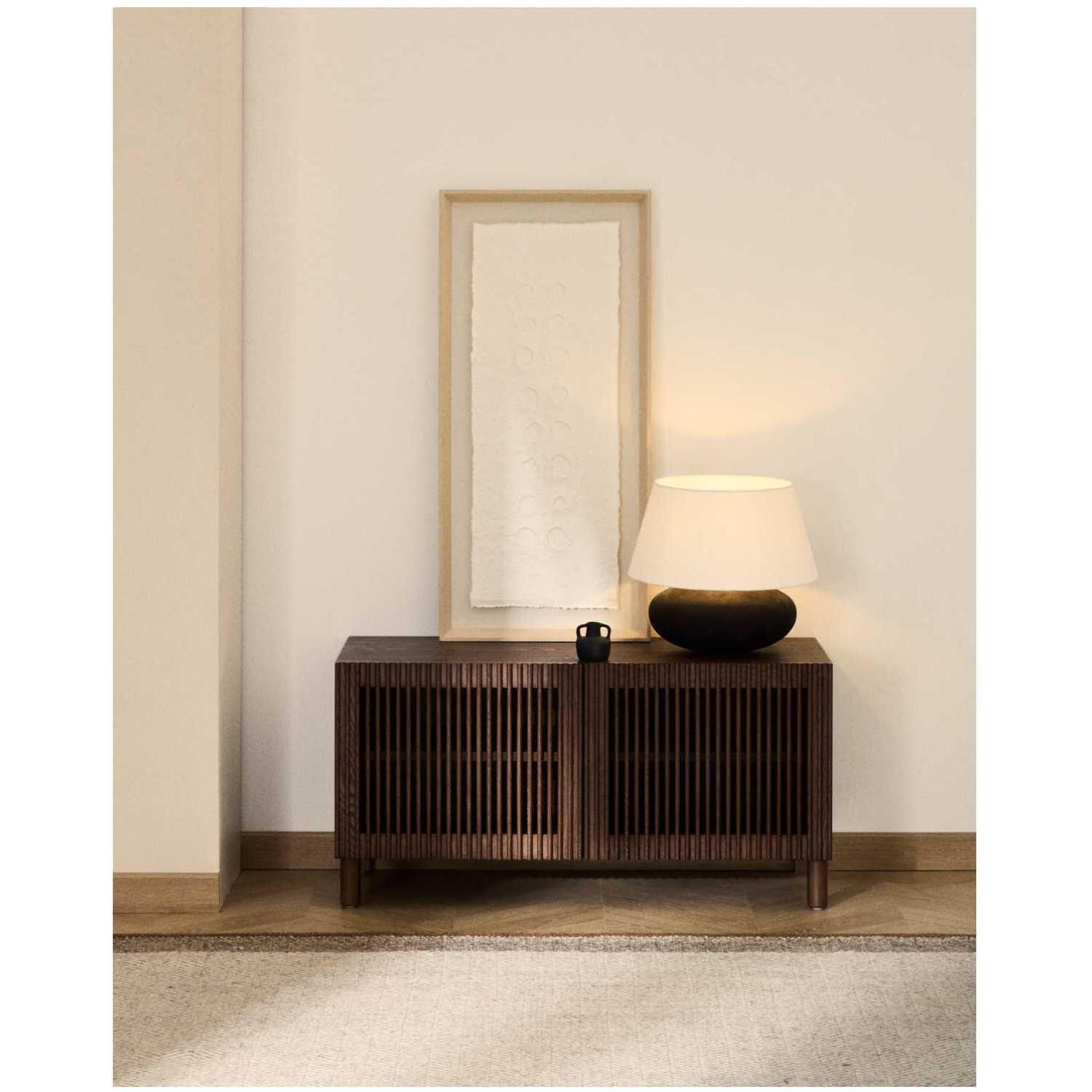 Schuhschrank Beyla aus Furnier und Massivholz aus Esche mit nussbaumfarbenem Finish 98cm FSC 100%