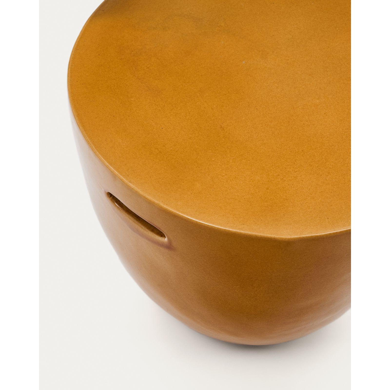 Beistelltisch Mesquida Outdoor Keramik senffarbenem Glasurfinish 45x45