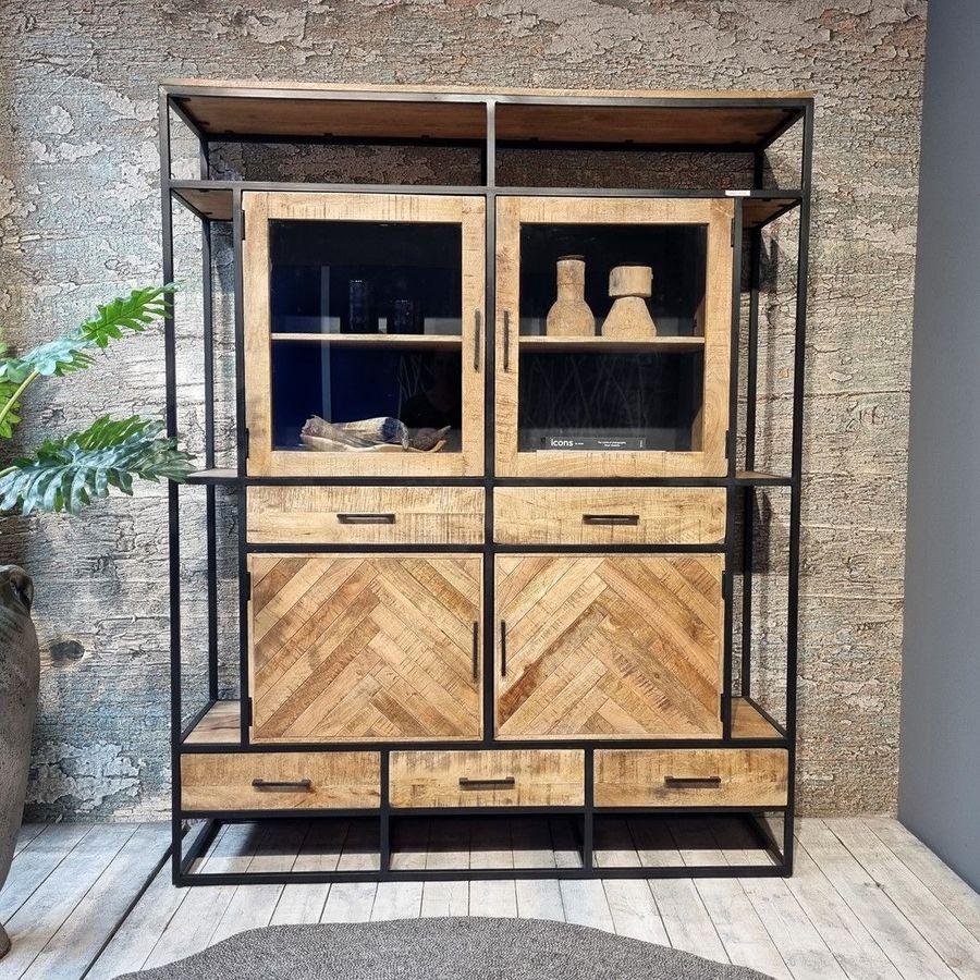 Massivholz Vitrinenschrank Laax Mango natur Fischgrät 160x200