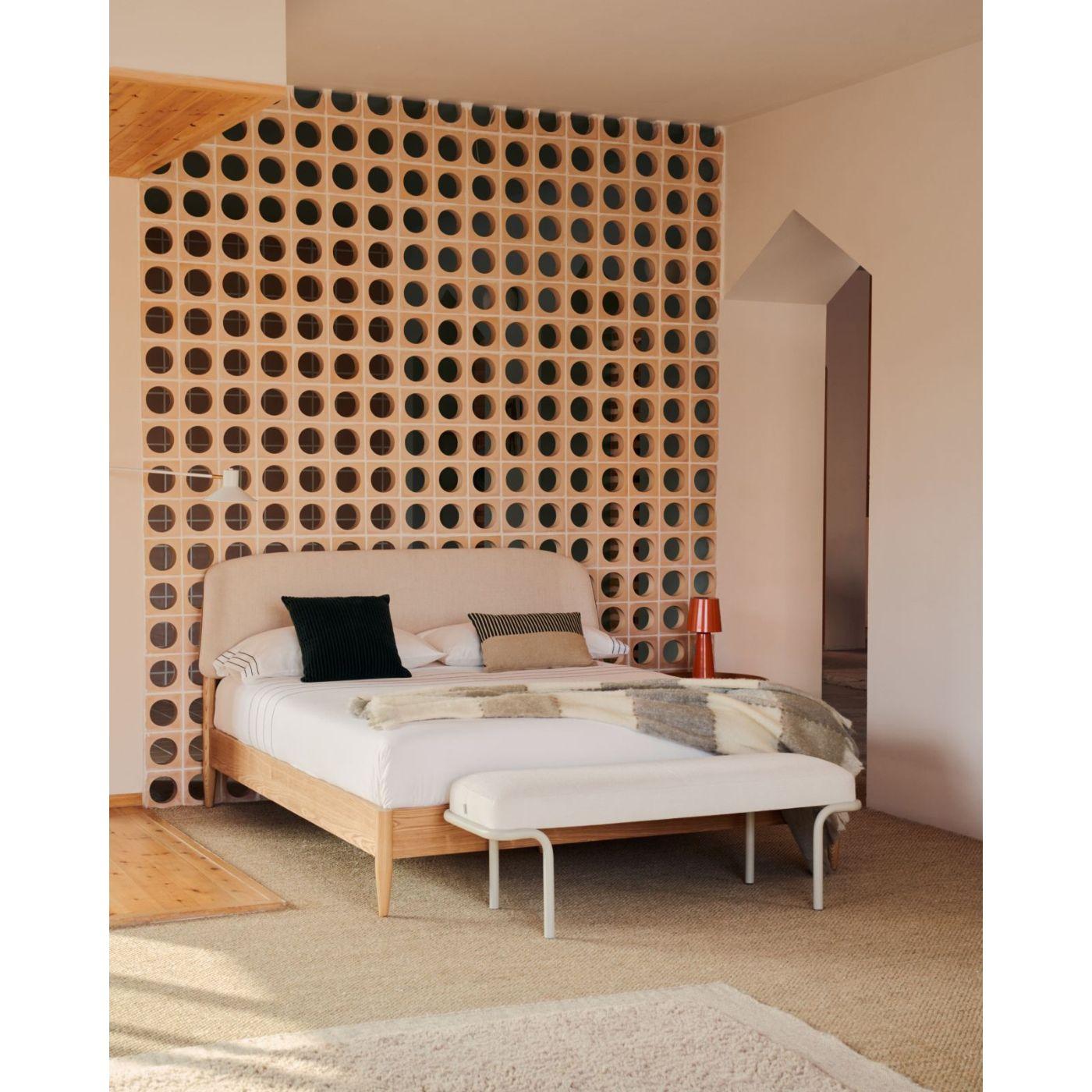 Holzbett mit Kopfteil Octavia Eschenfurnier - Grösse: 160x200