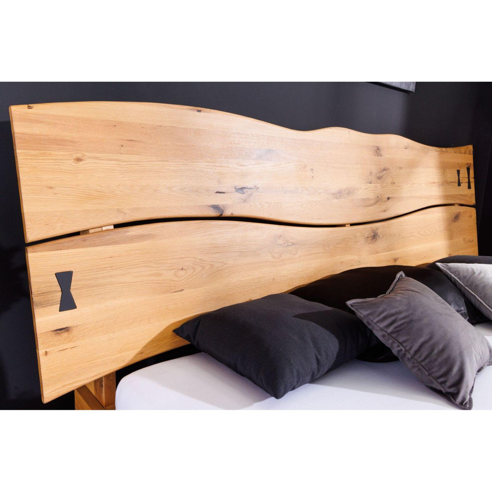 Holzbett Eiche Baumkante natur 180x200